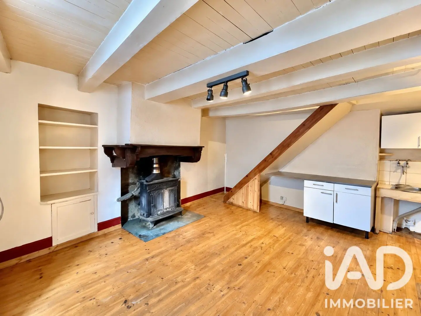 House for sale in Riols — 1 bedroom, 38 m²