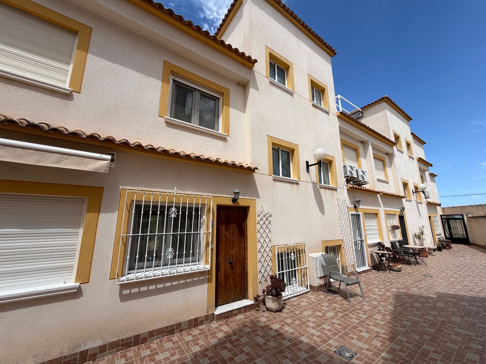 Townhouse for sale in Torremendo, Orihuela, Alicante photo 4