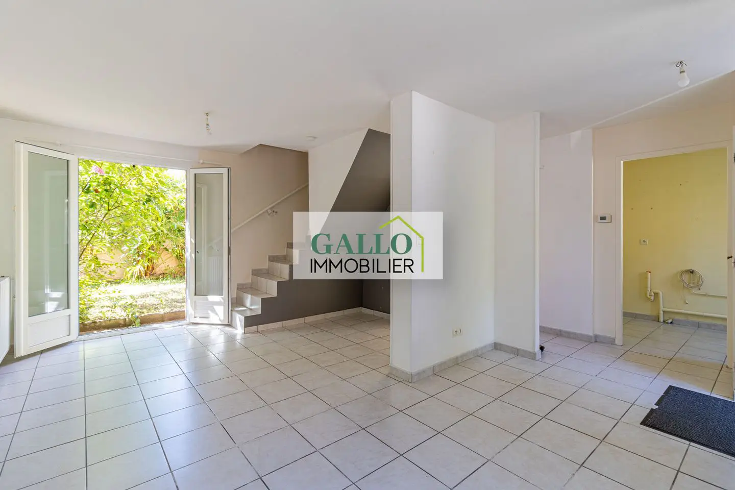 House for sale in Saint-Jean-de-Bournay — 3 bedrooms, 77 m² photo 5