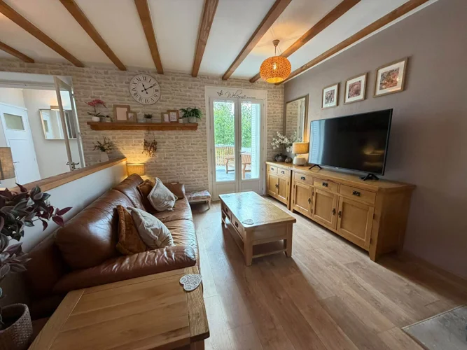 Haute Vienne- Gorgeous Little Village House Waiting for you to Come and Move in. photo 4