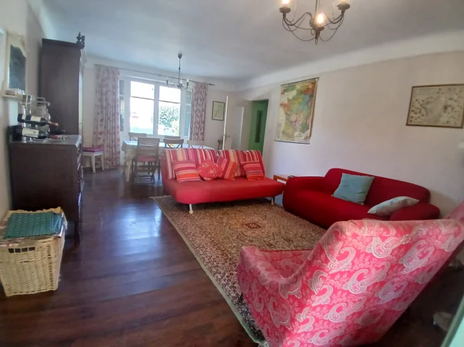 5 Bed Village House with Swimming Pool for Sale Dordogne photo 4