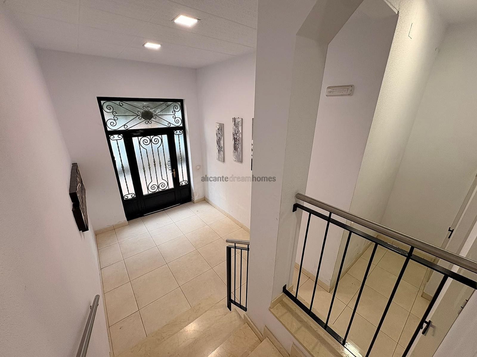 Apartment for sale in Onil, Alicante photo 3