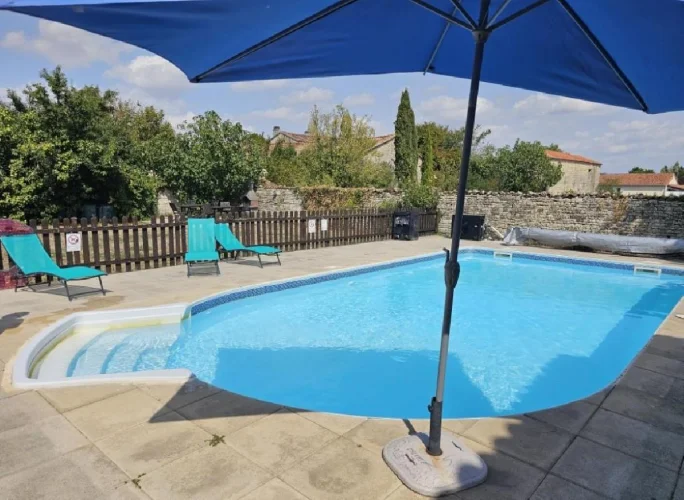 3 Bed House for Sale in Aigre photo 3