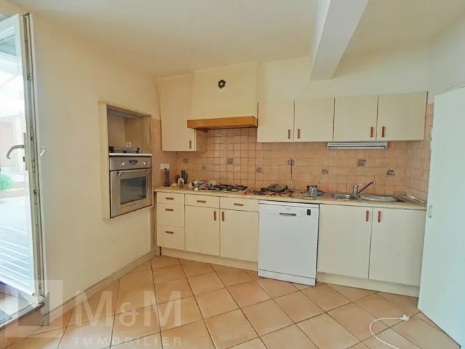 House of Approximately 110 m² of Living Space with an Interio photo 4
