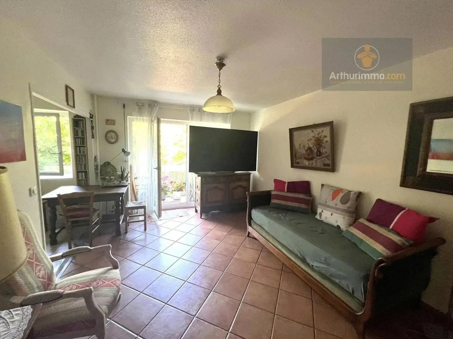 Apartment for sale in Élancourt — 2 bedrooms, 65 m²