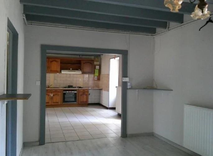 3 Bed House for Sale in Lezay photo 4