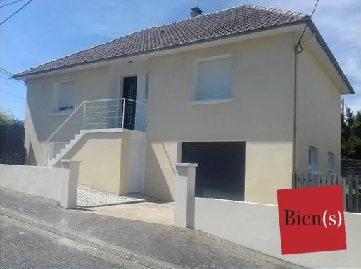 Comfortable House in a Quiet Village 15 Minutes from Laval