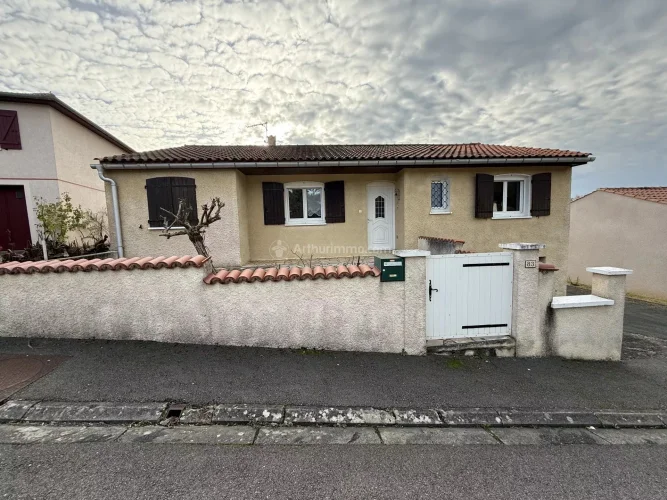Family House with 3 Bedrooms in Cagnac-Les-Mines photo 3