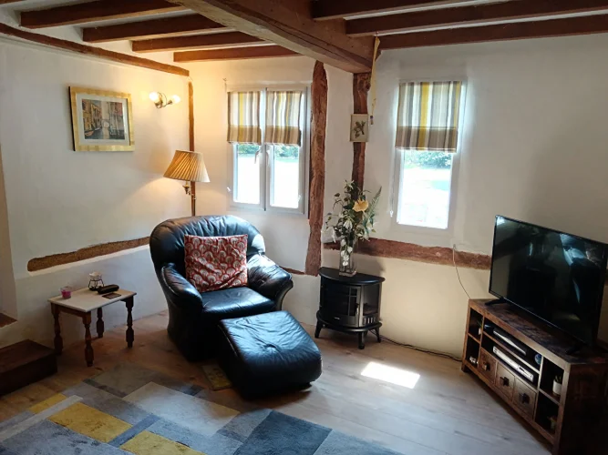 Calvados Beautiful Colombages Property Close to Liverot in Quiet Village photo 5