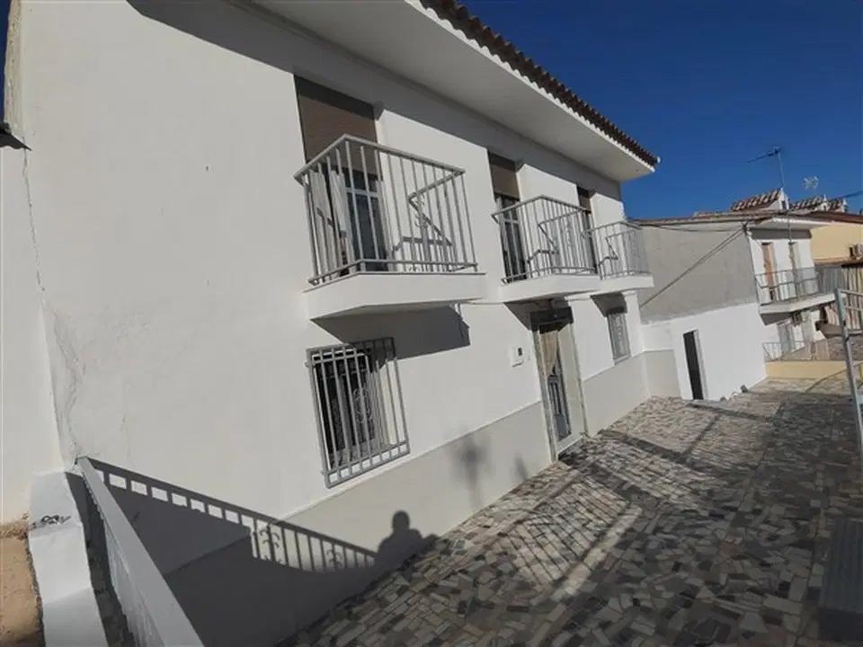 Village house in Ventorros De La Laguna, Granada photo 2