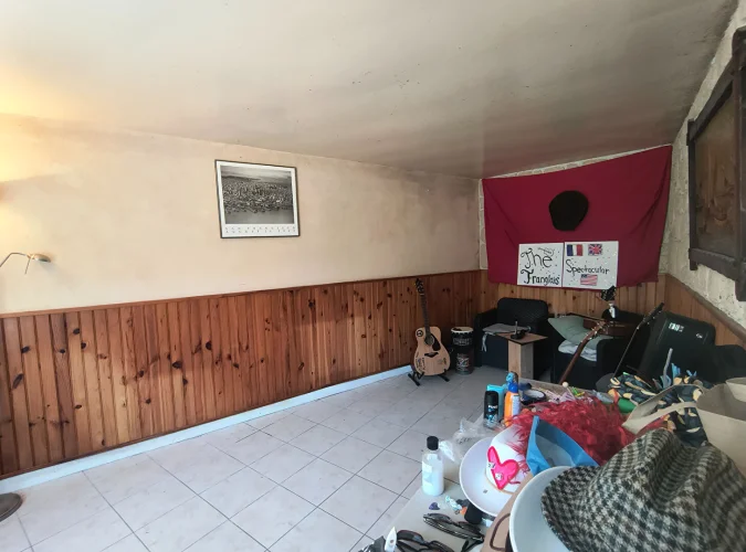 Haute-Vienne - Charming 3-Bed Village Home with Barn, Outbuilding Et Development Potential photo 5