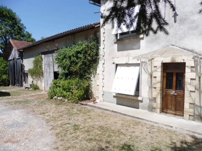 Riberac-Périgueux Axis photo 2