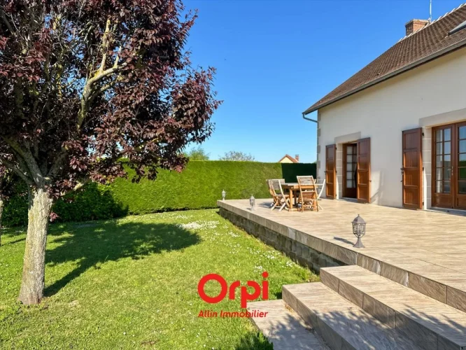 Country House with 2 Hectares, Outbuildings photo 4