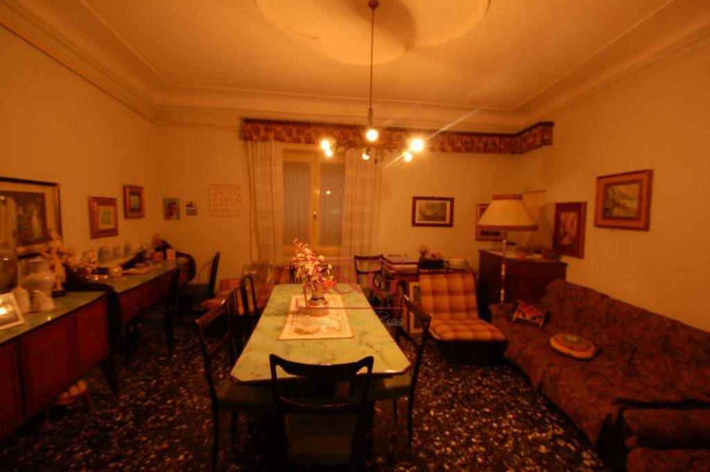 6 bedrooms detached house, 510 m² Monte San Martino, Macerata (province) photo 3
