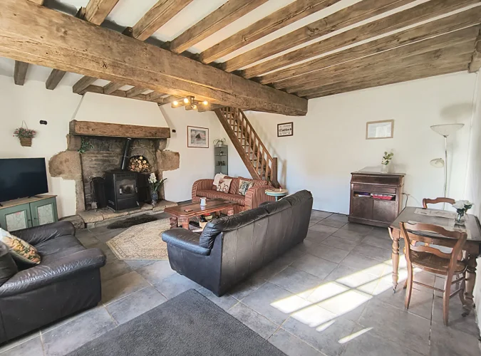Creuse - Versatile 5-Bedroom Home with Pool, Outbuildings Et Gîte Potential photo 3