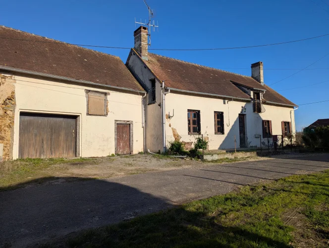 Characterful Cottage, Located in the Heart of the Vienne