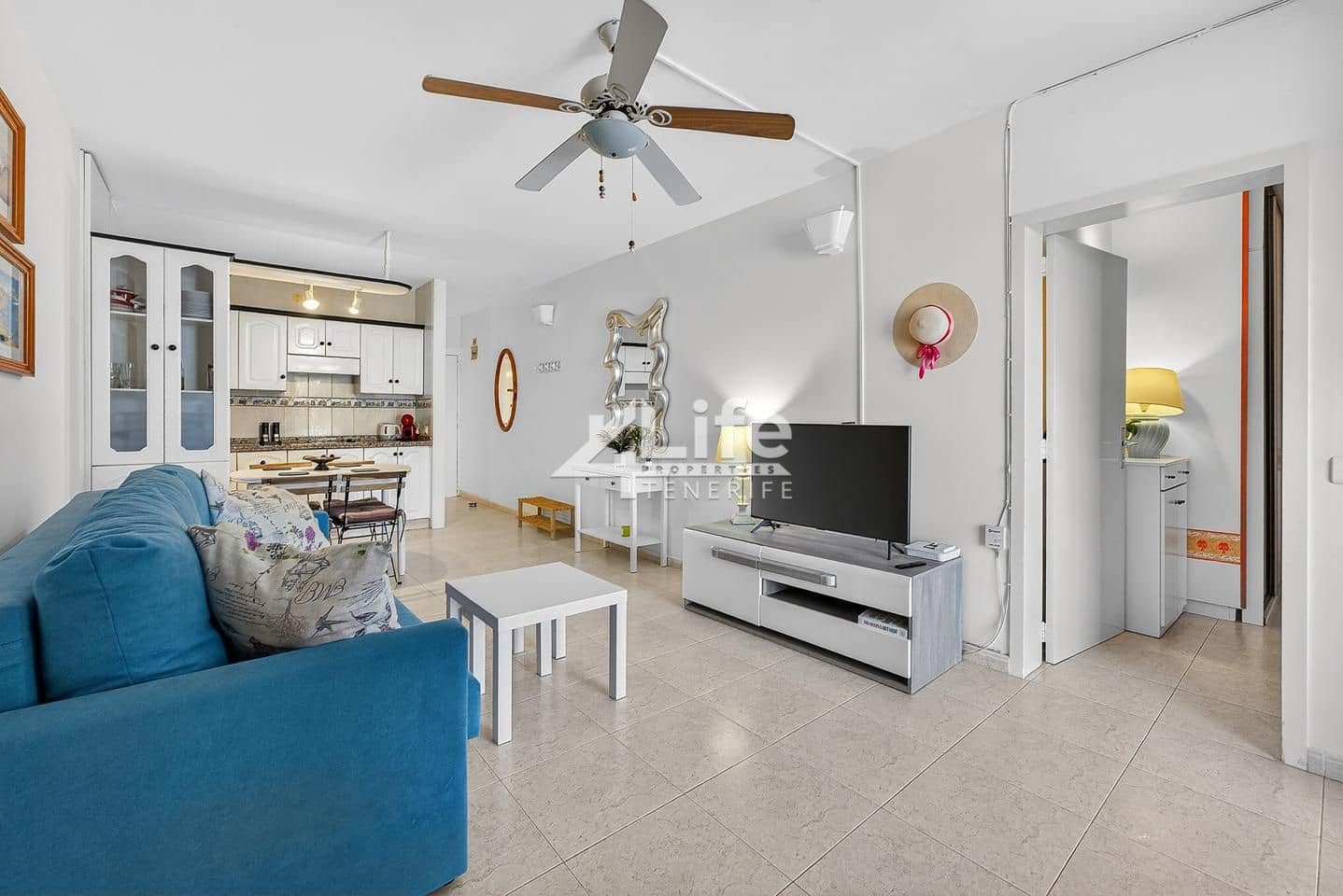 Flat for sale in Costa del Silencio, Arona, Tenerife photo 4