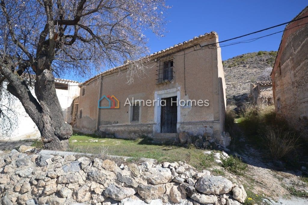 Finca/Country House for sale in Oria, Almería photo 2