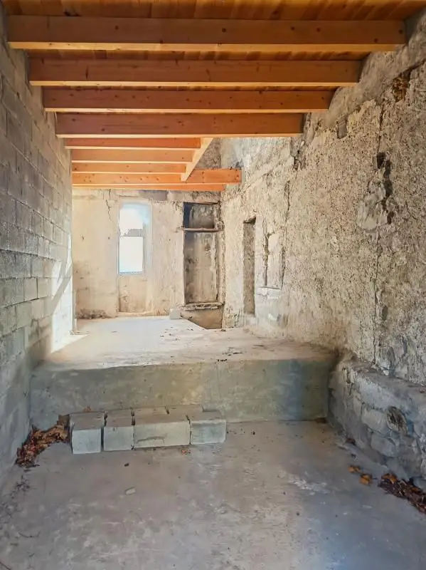 House for sale in Rosans — 1 bedroom, 56 m² photo 3