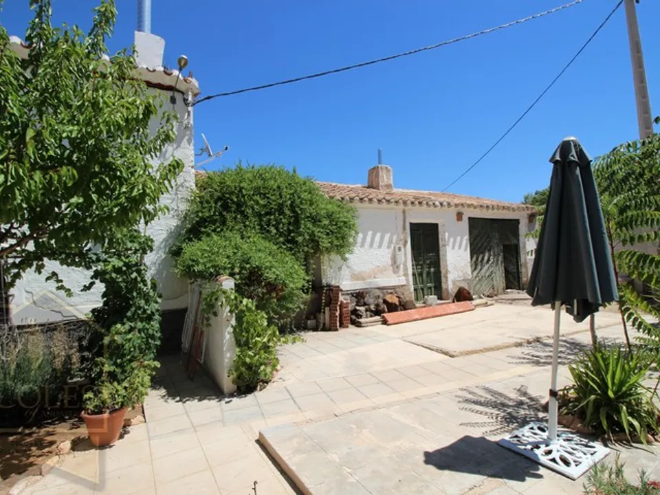 Coles Of Andalucia photo 3