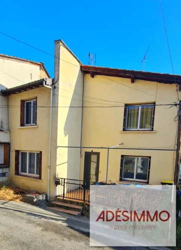 5-Room House with 2 Terraces and a Small Garden Area in Artigat - 100,500