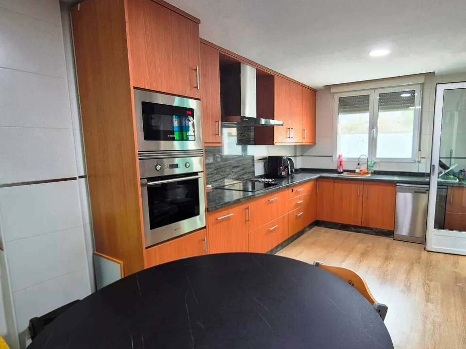 Dolphen Homes photo 5