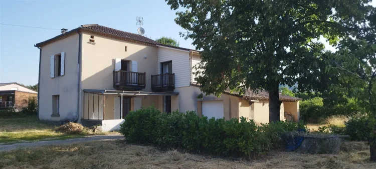 Renovated Character Home with Large Garden in Bazens