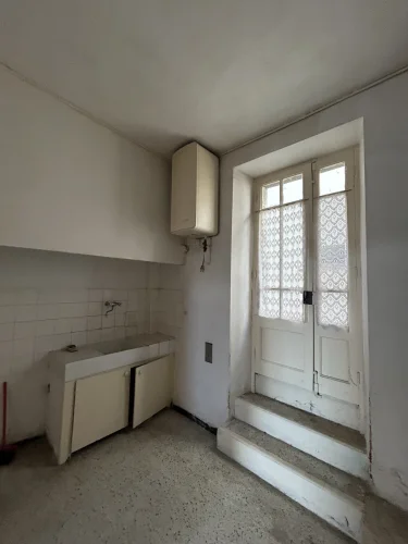 On the Promenade in Alzonne, a 65m² Village House to Renovate photo 3