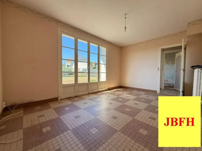 Semi-Detached Breezeblock and Slate Property(54 sqm), Situated in a Village, in the Area of la photo 2