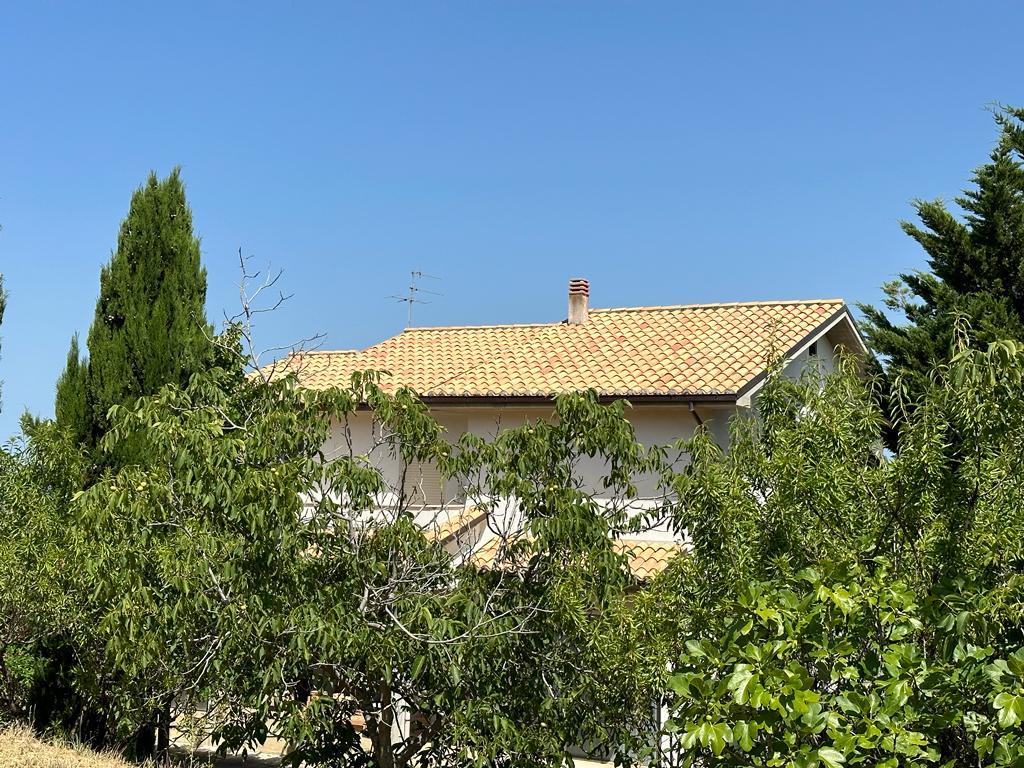 2 bedrooms detached house, 180 m² Atri, Teramo (province) photo 4