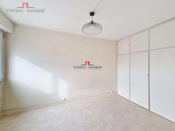 Apartment for Sale in Bordeaux photo 3