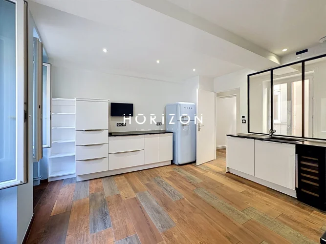 Mâcon: 4-Room Flat, 144 m² photo 5