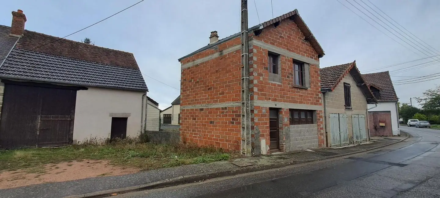 House for sale in Gouzon — 1 bedroom, 50 m²