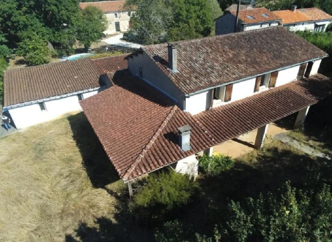 4 Bed House for Sale in Nanteuil-En-Vallée photo 3