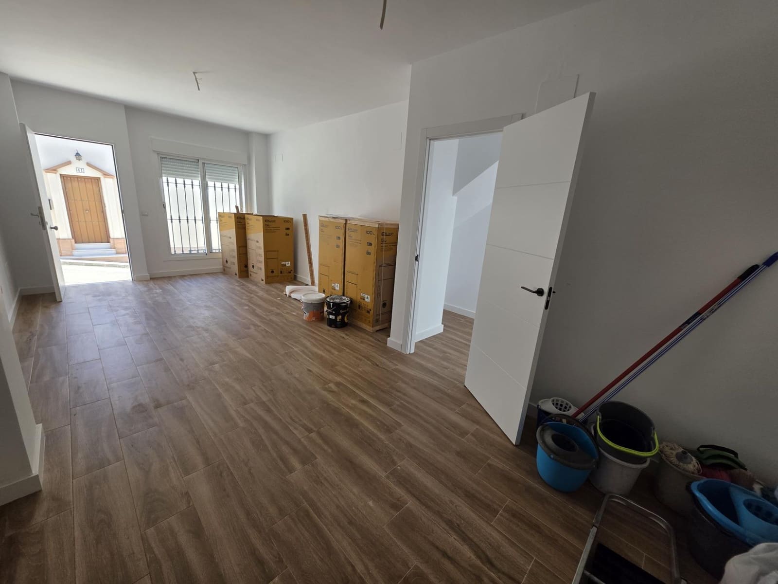 Flat for sale in Beas, Huelva photo 4