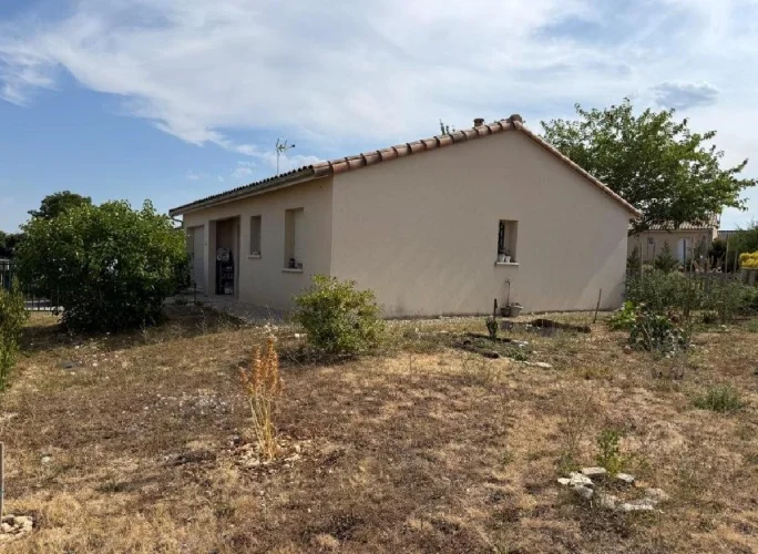 3 Bed House for Sale in Verteuil-Sur-Charente photo 2