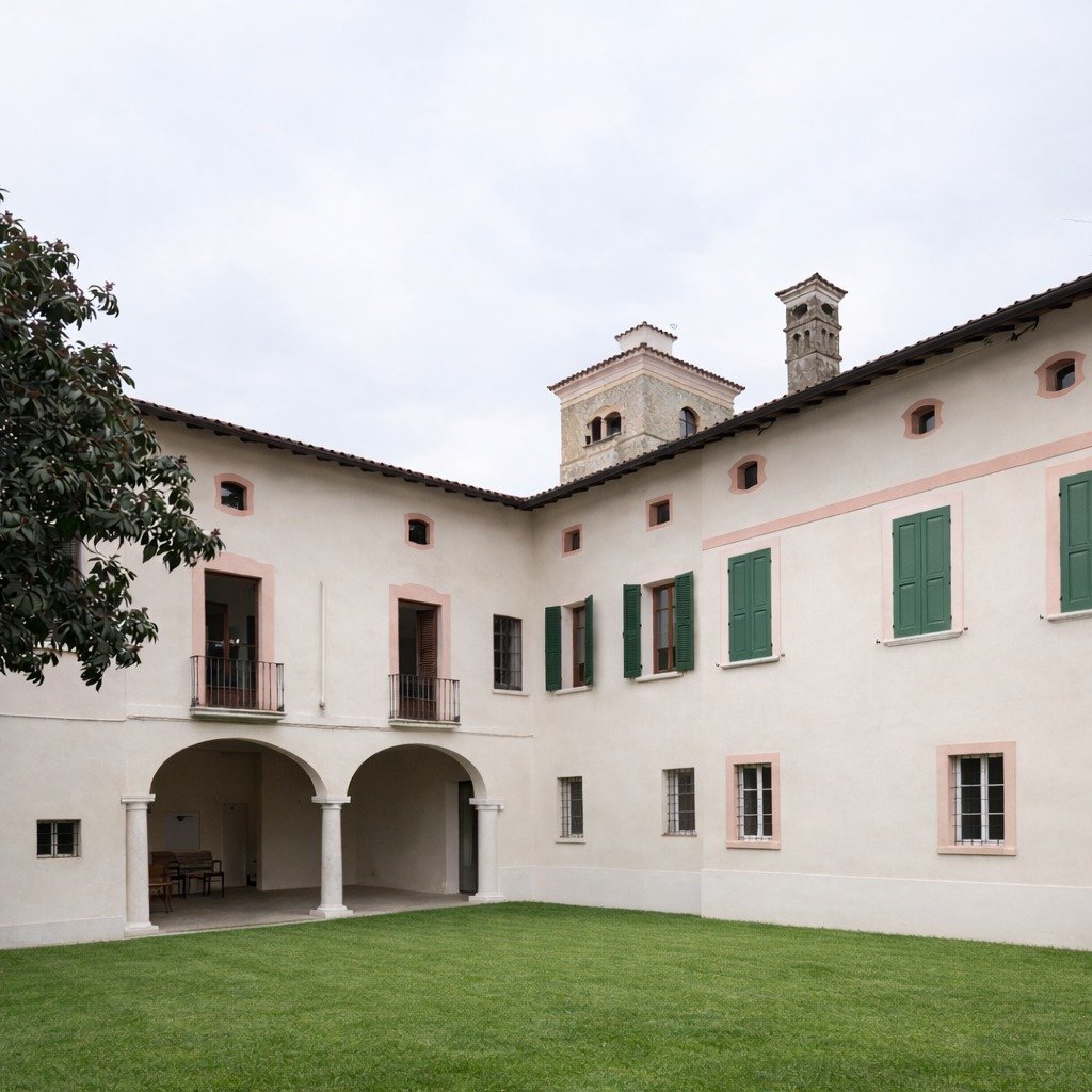 9 bedrooms palace, 895 m² Ghedi, Brescia (province)
