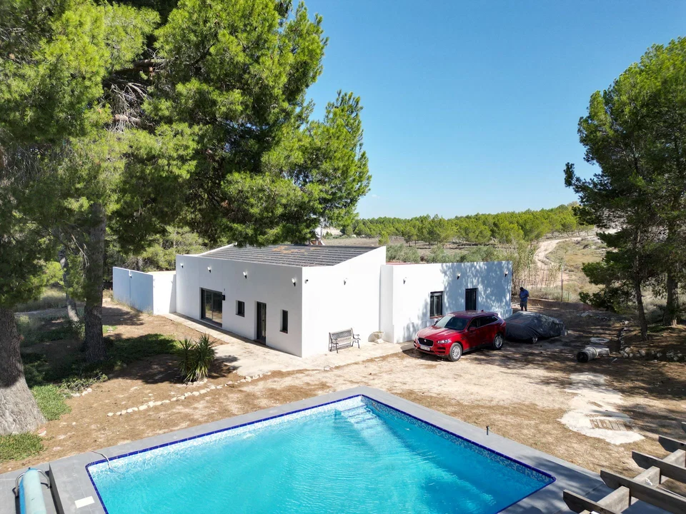 Villa in Villena, Alicante province photo 4