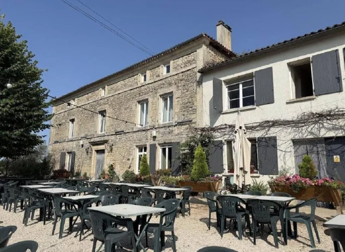 4 Bed House for Sale in Ruffec