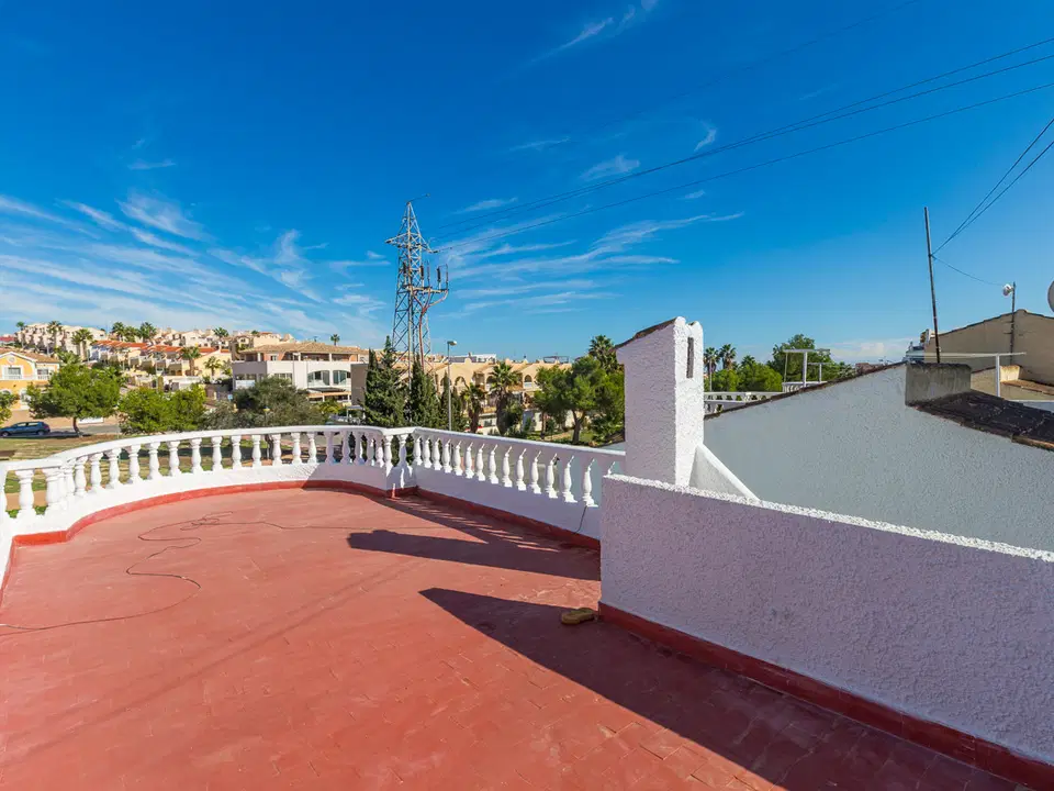 Villa in Villamartin, Alicante province photo 4