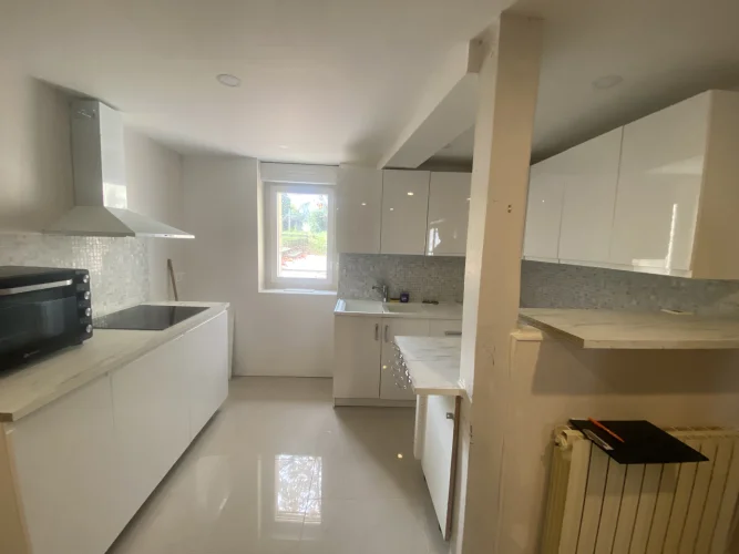 Renovated House with Garden photo 4