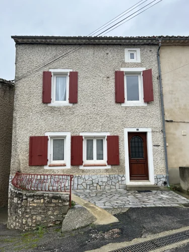 Village in Cabardès, 10 Minutes from Carcassonne: House of 73.3