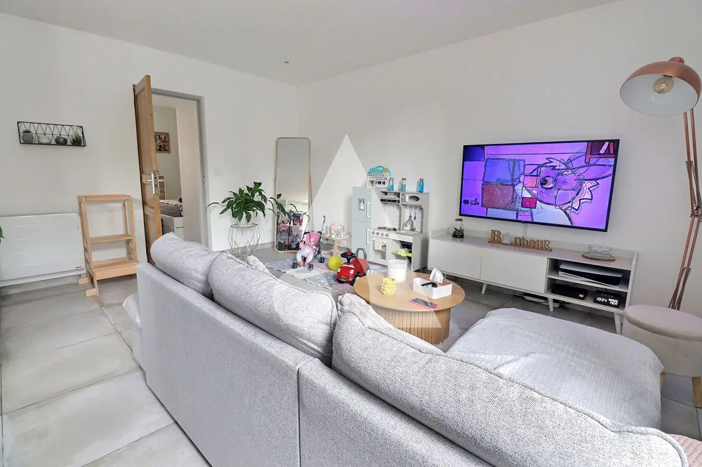 Apartment for sale in Mery Sur Oise — 2 bedrooms, 59 m² photo 5
