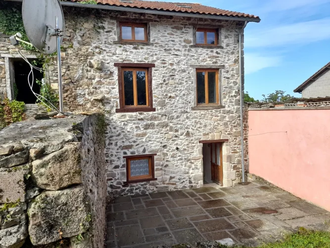 Well-Located Village Home with Development Potential photo 2