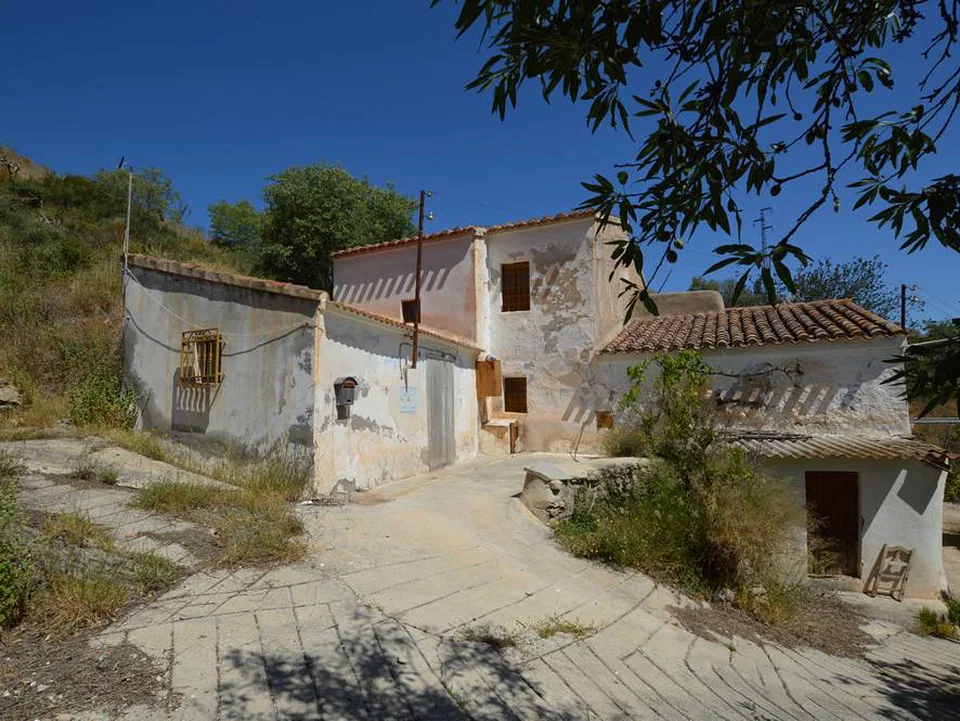 Town house in Lubrin, Almeria province