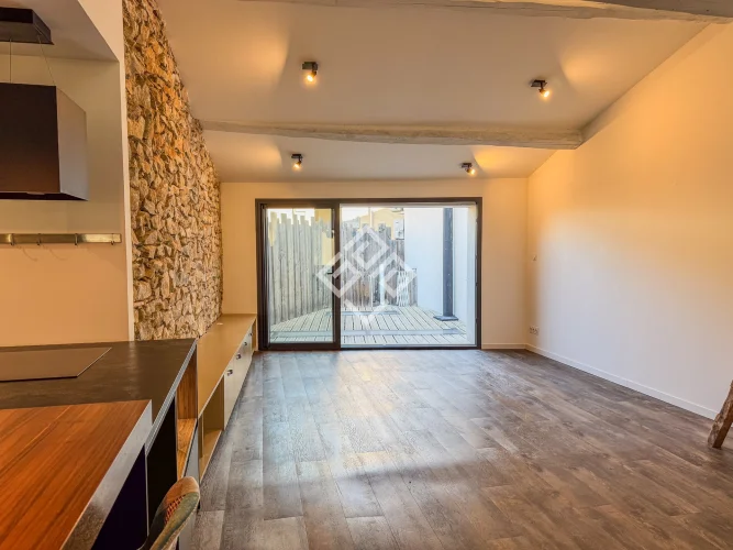 Charming Village House, Fully Renovated photo 3