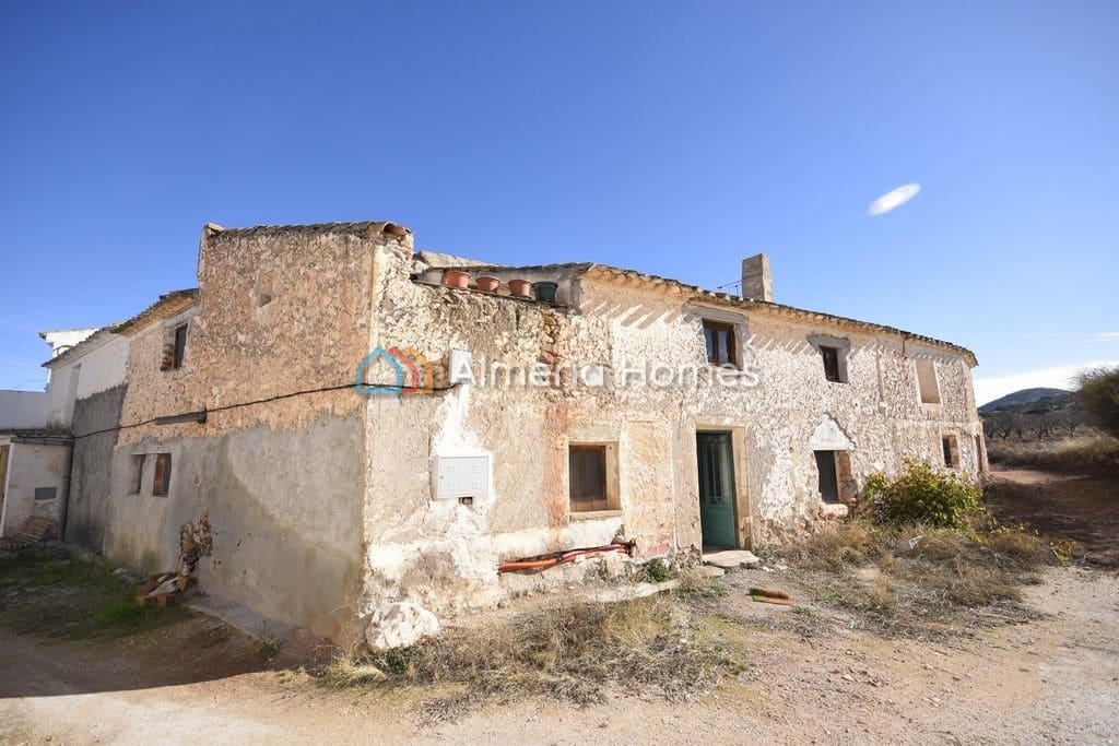 Finca/Country House for sale in Chirivel, Almería