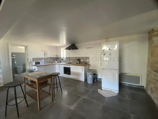 Charming Stone Barn Renovated in 2019, on a Land of 1.524 m² photo 4