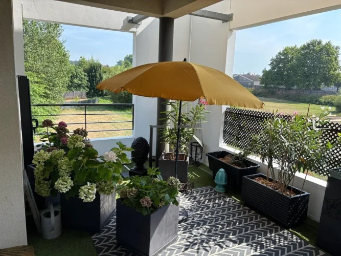 Apartment for Sale in Saint-André-De-Cubzac