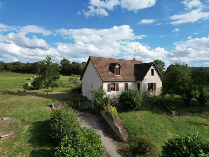 Old Small Farm in the Countryside on 2.18 Hectares photo 2